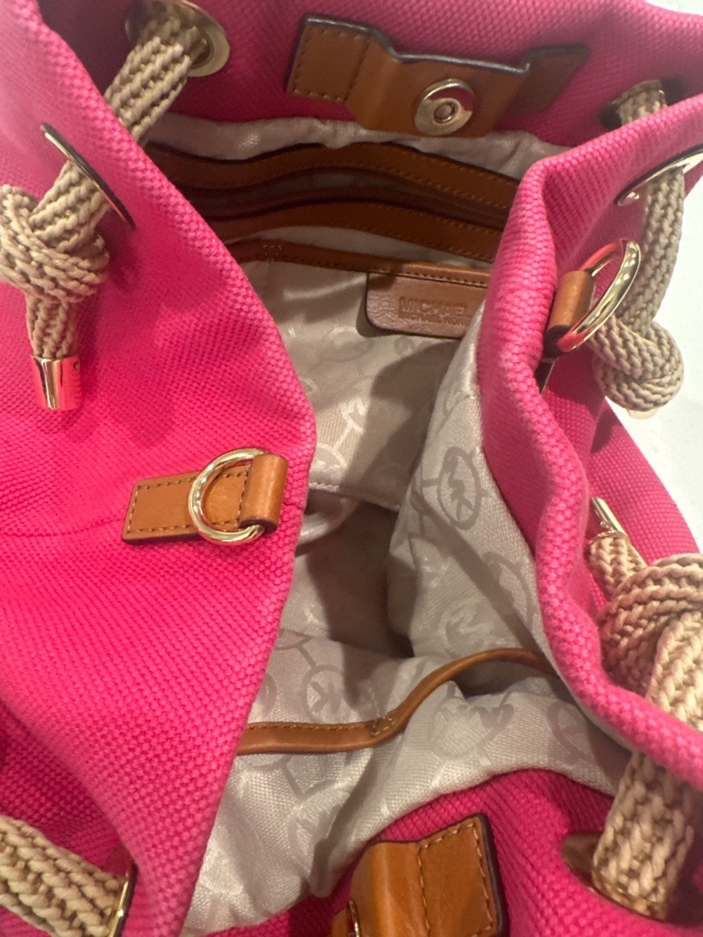 Michael Kors Summer Tote Bag - Picture 7 of 7